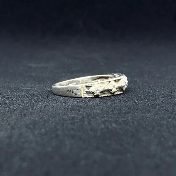 STERLING SILVER STONE RING - Picture 2 of 4